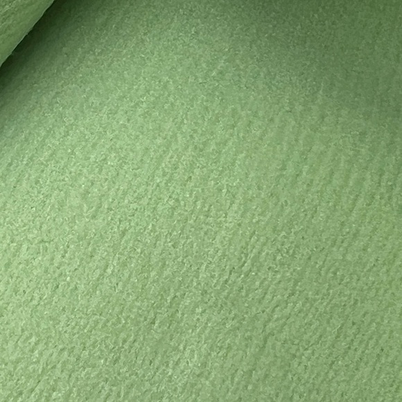 Chanel Makeup Lunch Pouch”The City Break” Iridescent Green Snap Closure & Polish - Picture 16 of 17